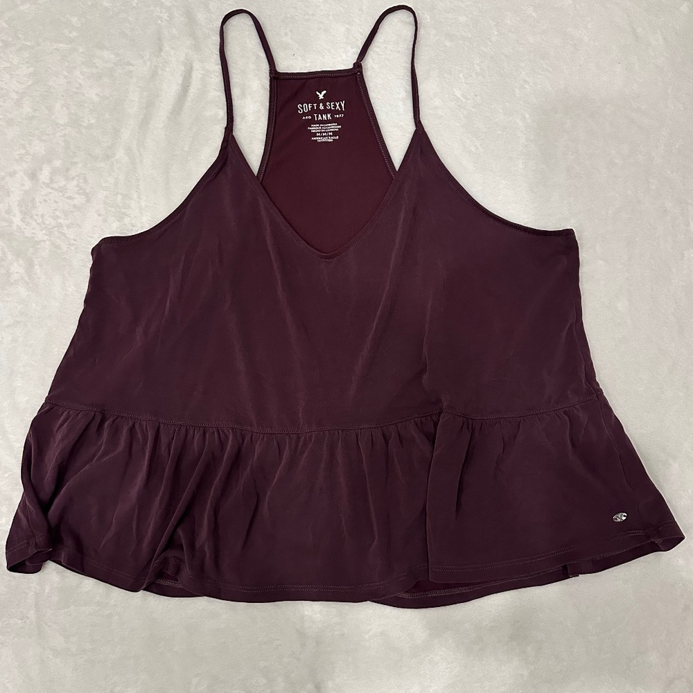 AMERICAN EAGLE LADIES CROPPED SOFT AND SEXY TANK MEDIUM
